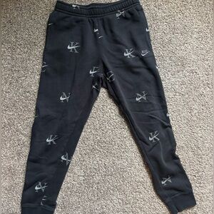 Nike Men long Gray Logo Sweatpants